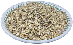 Nature Tea hyssop en taza infusionando aroma fresco y mentolado