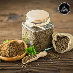 Naturevibe Botanicals cucharada de comino molido lista para sazonar platos