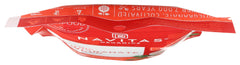 Navitas Organics polvo de granada espolvoreado sobre postre, realza sabor y estética