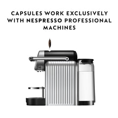 Nespresso cápsulas en primer plano detalle de aluminio y frescura preservada