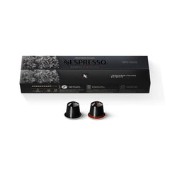 Nespresso cápsulas en mano resaltando facilidad de uso y frescura