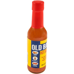 OLD BAY detalle de la etiqueta legible y diseño distintivo