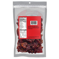 Old Trapper jerky en manos como snack portátil y saciante