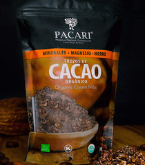 PACARI nibs de cacao en un bowl listos para añadir a recetas