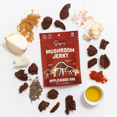 Pan's jerky como topping en ensalada, añade sabor ahumado