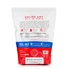 Redmond Real Salt detalle de los granos gruesos con textura natural