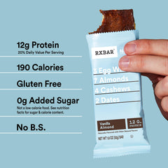 RXBAR barra en mano mostrando tamaño real y portabilidad