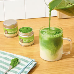 Sencha Naturals latte sin azúcar con espuma cremosa lista para beber