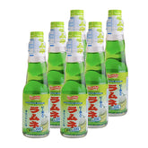 Shirakiku Ramune melón botella frontal mostrando etiqueta y color vivaz como refresco