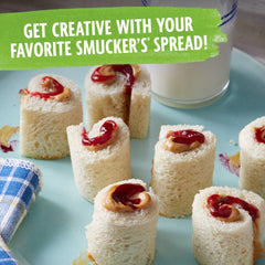 Smucker's vertiendo sobre sandwich con control y sin ensuciar