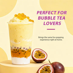Soeos perlas en un vaso de bubble tea aportando sabor frutal y color