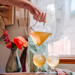 STEVEN SMITH TEAMAKER jarra de té helado preparada, sugiere frescura para servir