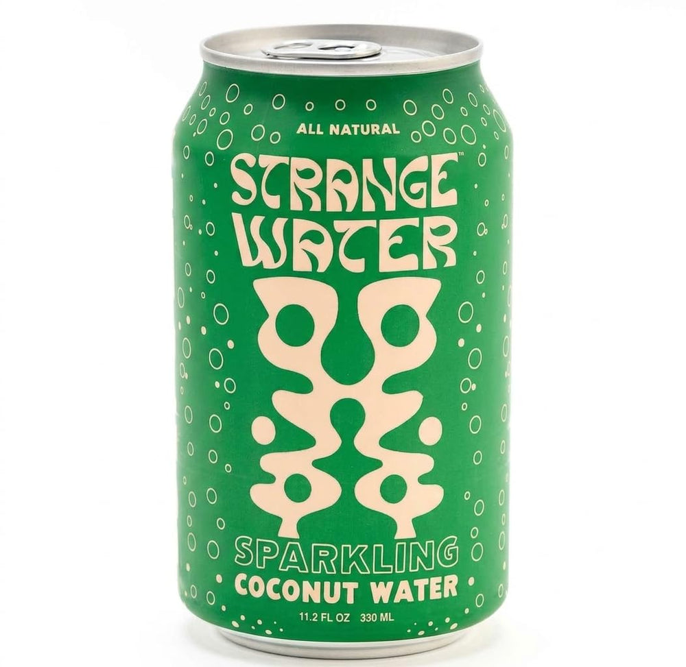 Strange Water lata frente mostrando diseño y refresco natural