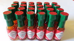 TABASCO botella mini frontal mostrando etiqueta y conveniencia para servir