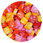 THE HAMPTON CANDY COMPANY bolsa frontal mostrando la presentación a granel y conveniencia
