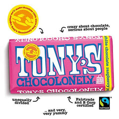 Tony's Chocolonely primer plano de la textura cremosa y popping candy