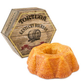 TORTUGA pastel Kentucky Bourbon Butter Cake vista frontal, presentación premium