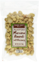 Trader Joe's paquete frontal mostrando almendras Marcona y romero, ideal para regalo