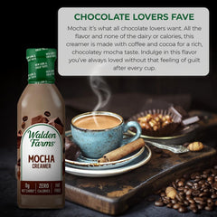 Walden Farms vertido del creamer mocha en taza de café, añade sabor mocha sin calorías
