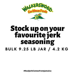 WALKERSWOOD marinado de pollo en tazón listo para reposar y aportar sabor ahumado