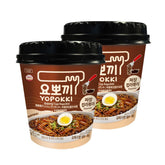 Yopokki cup frontal mostrando etiqueta jjajang y beneficios de preparación rápida