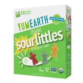 YumEarth caja frontal mostrando 15 paquetes individuales y beneficios orgánicos