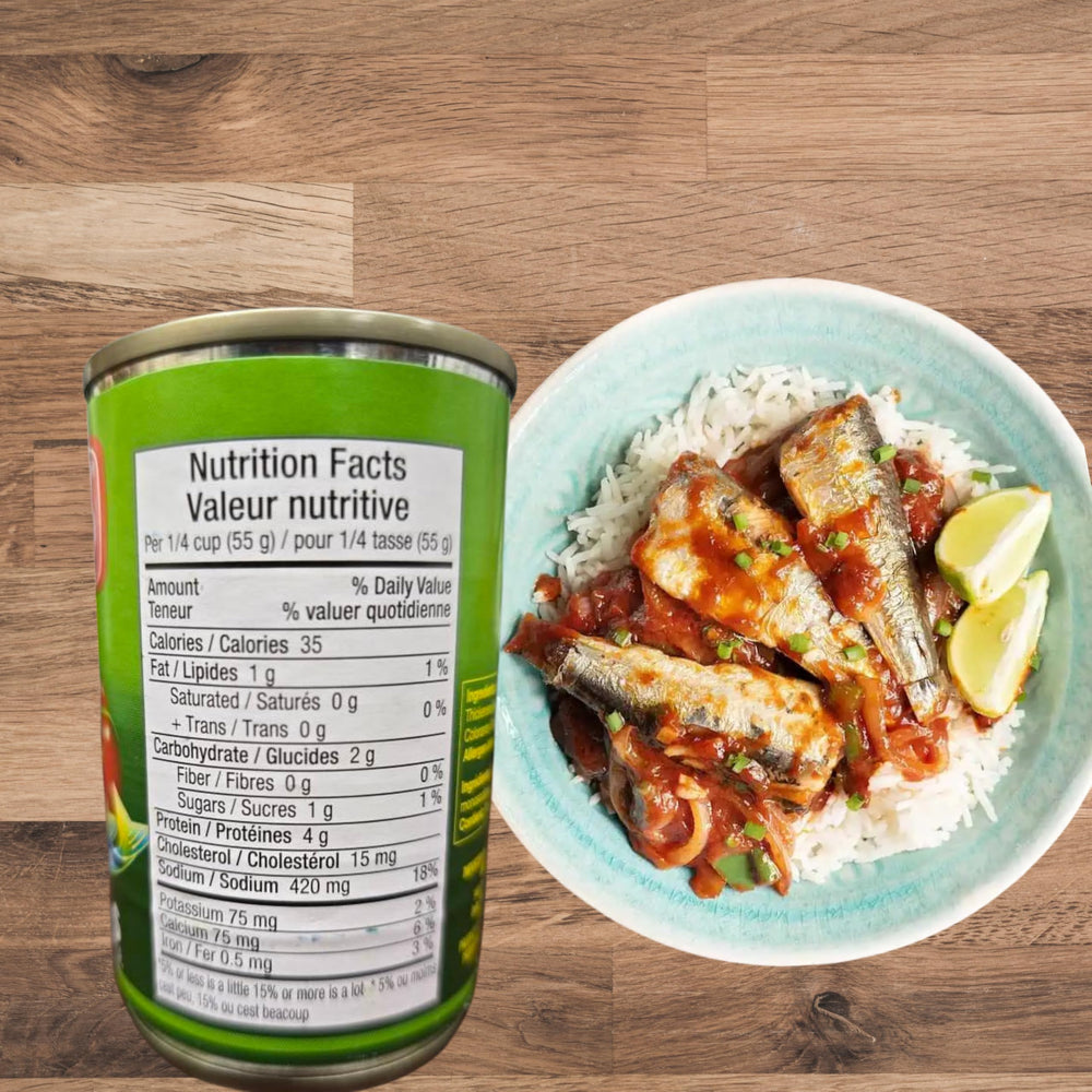 555 sardinas lata abierta detalle de textura y salsa lista para usar