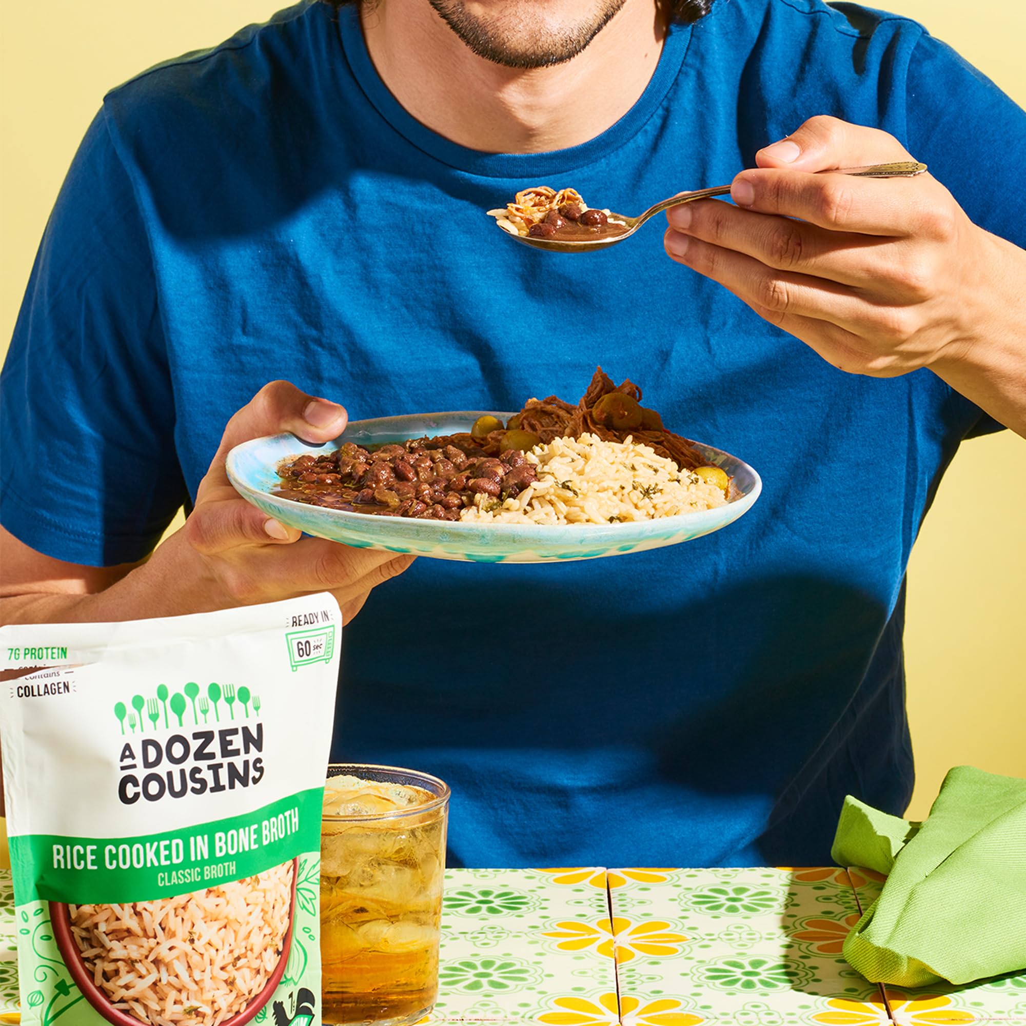 A Dozen Cousins arroz combinado con vegetales y proteína para una comida completa
