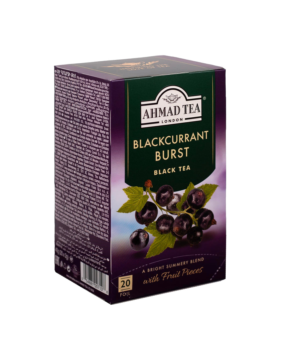 Ahmad Tea taza caliente mostrando color y aroma afrutado reconfortante