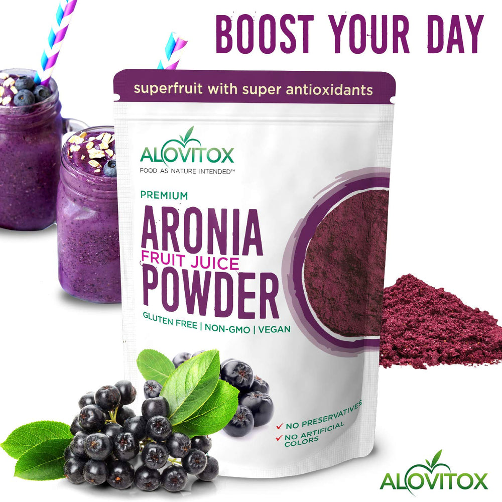 Alovitox vaso con batido morado mostrando mezcla homogénea