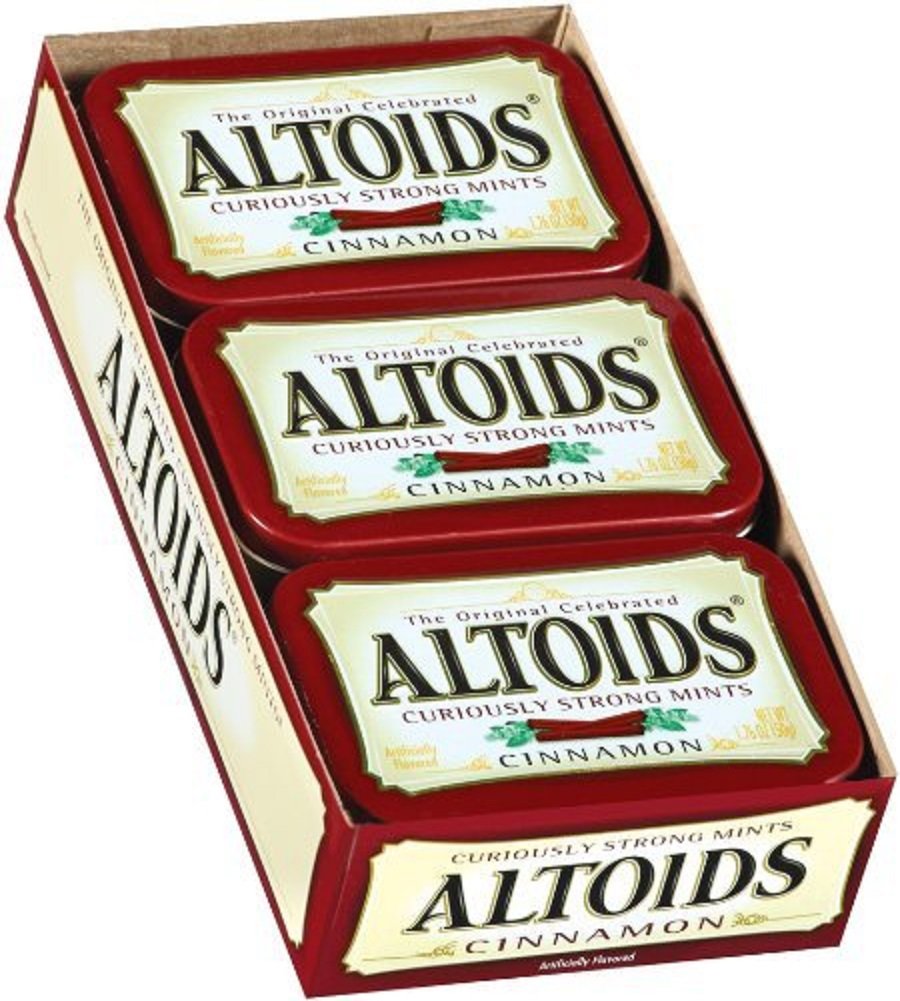 Altoids lata frente con diseño y tamaño compacto, ideal para llevar