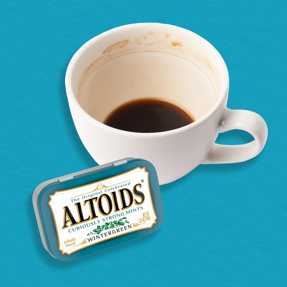 Altoids comparación de tamaño en mano para ver portabilidad