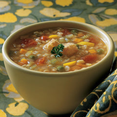 Amy's cucharada levantando sopa caliente y reconfortante