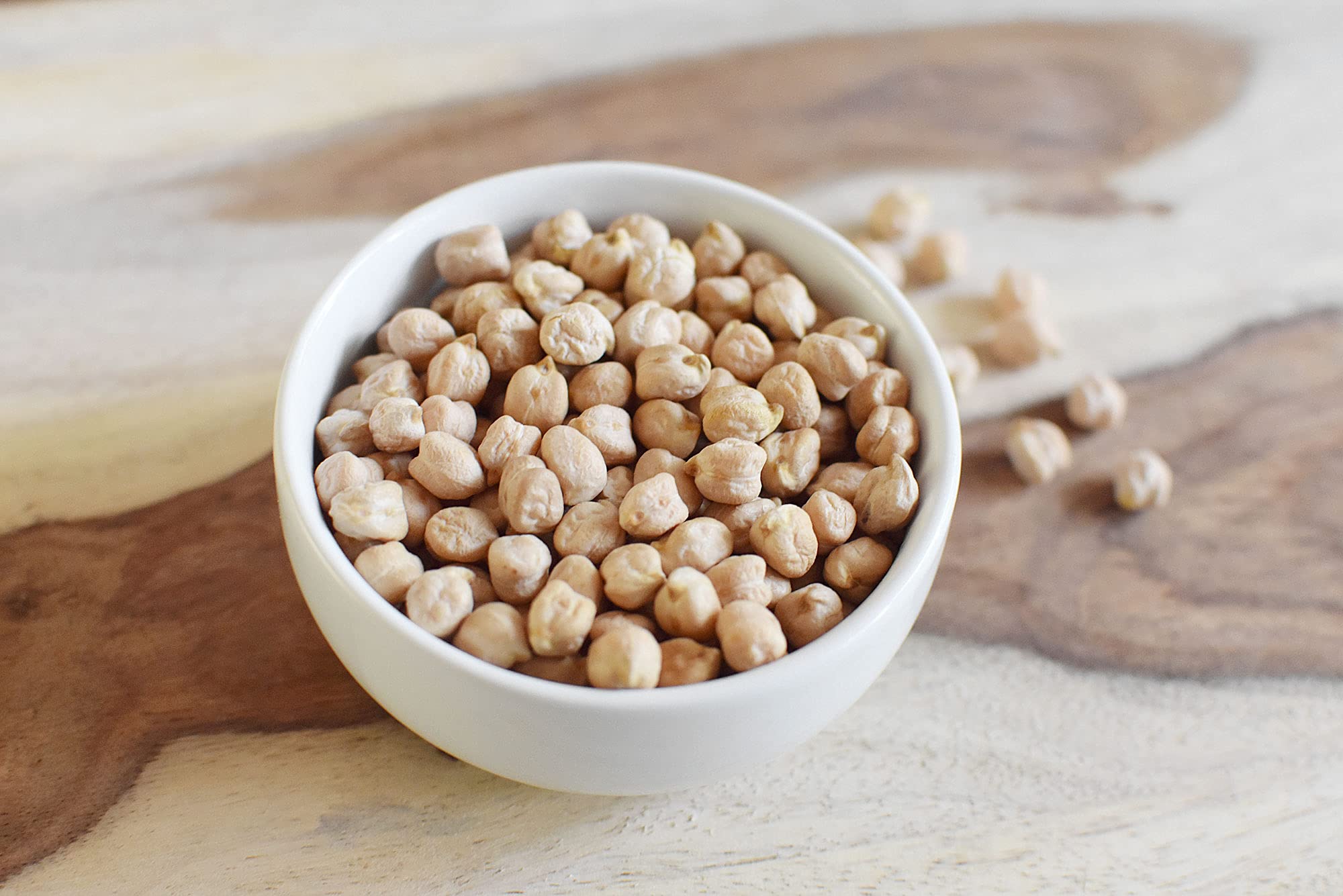 Anthony's garbanzos asados con especias como snack crujiente y nutritivo