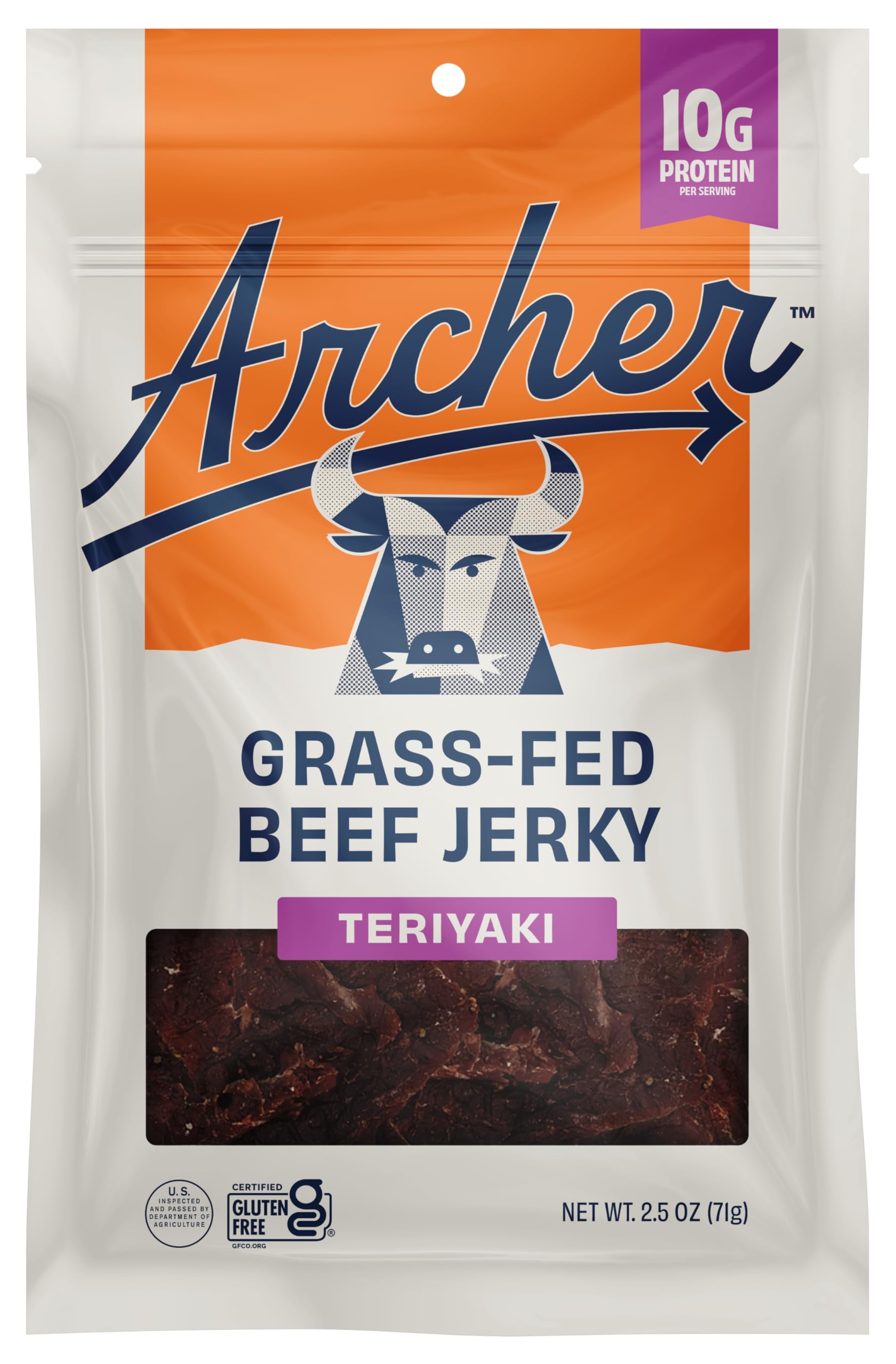Archer Jerky porción junto a antebrazo para comparar tamaño práctico
