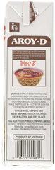 Aroy-D crema en curry y postre servido, ilustra versatilidad culinaria y sabor