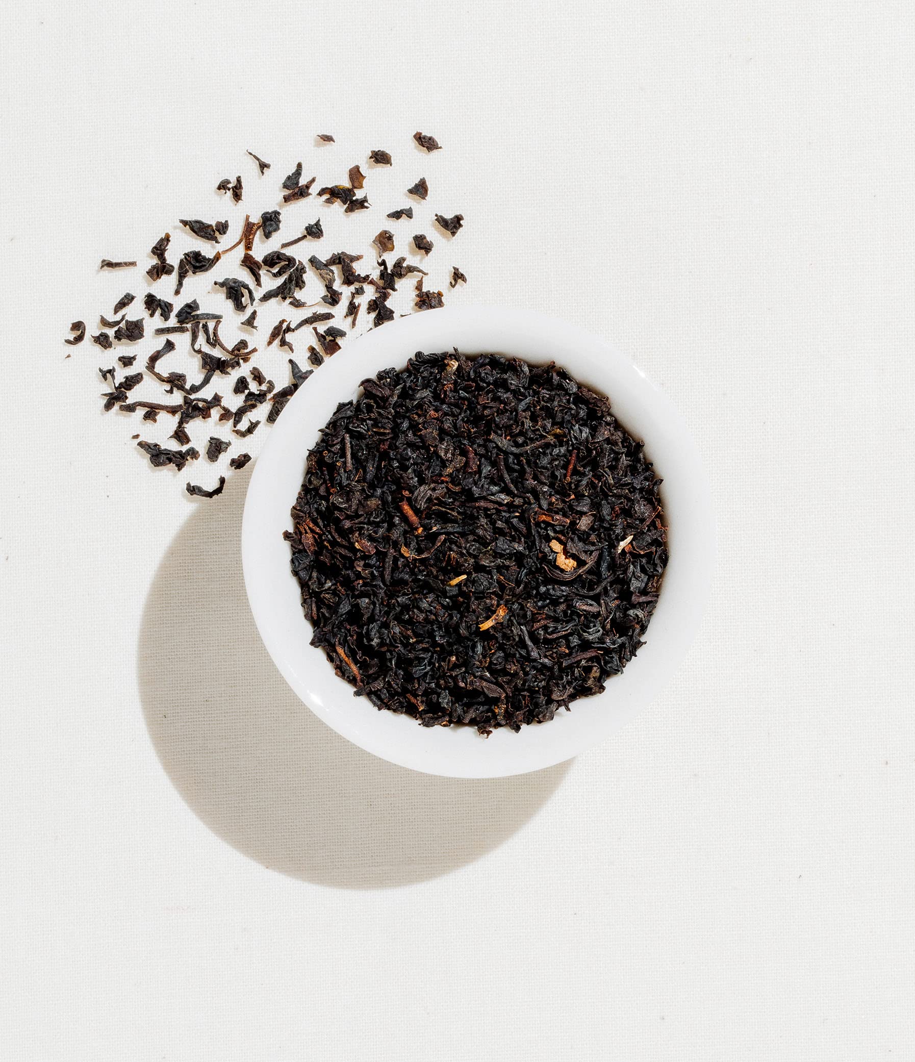 Art of Tea hojas enteras de té negro destacando sabor maltoso