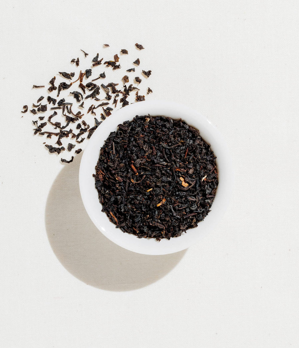 Art of Tea hojas enteras de té negro destacando sabor maltoso