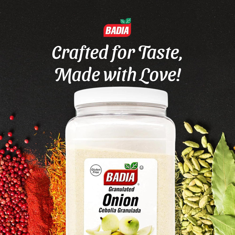 Badia comparación de tamaño del envase 4 lb junto a utensilios de cocina para escala