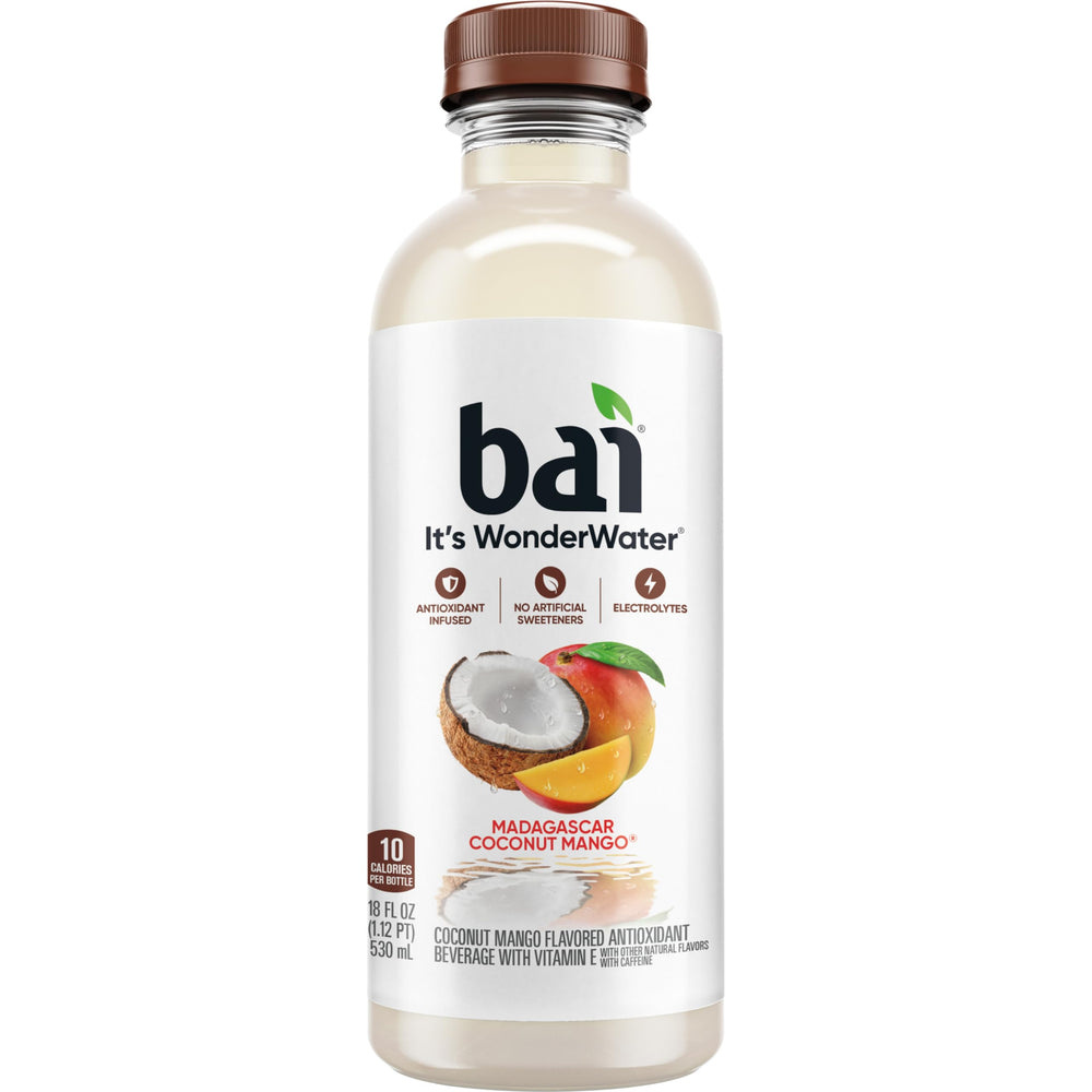 Bai junto a frutas tropicales, imagen lifestyle que resalta sabor auténtico