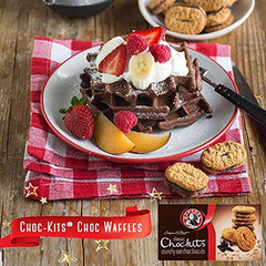 Baker's primer plano del centro de chocolate real para sabor intenso