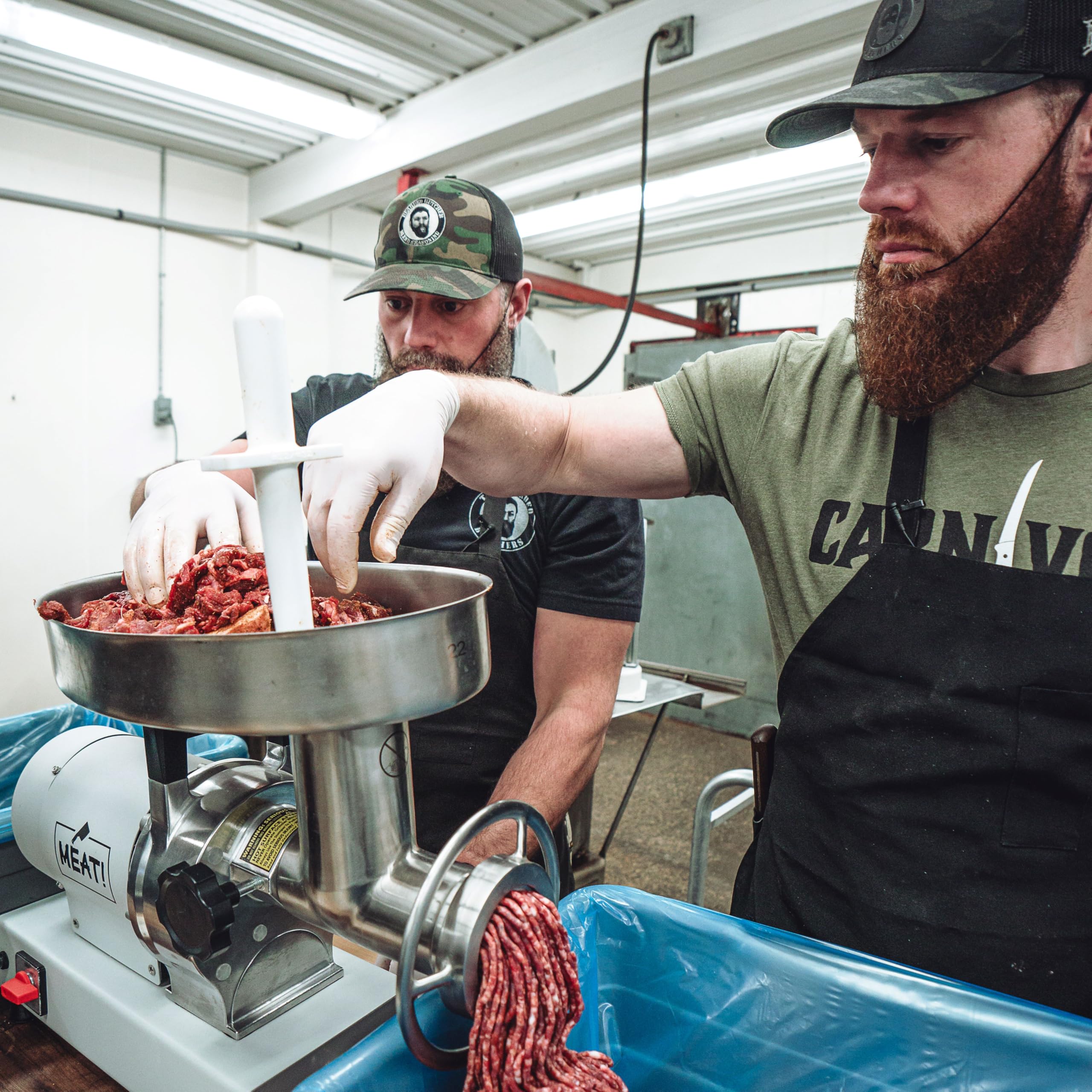 Bearded Butcher Blend uso en embutido casero mostrando proceso y calidad final