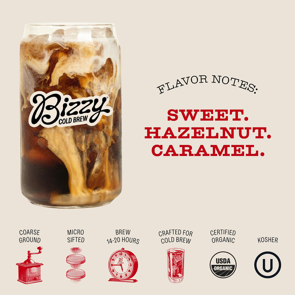 Bizzy vaso con cold brew y hielo listo para beber y refrescar