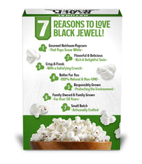 Black Jewell primer plano de granos negros antes de reventar para apreciar variedad