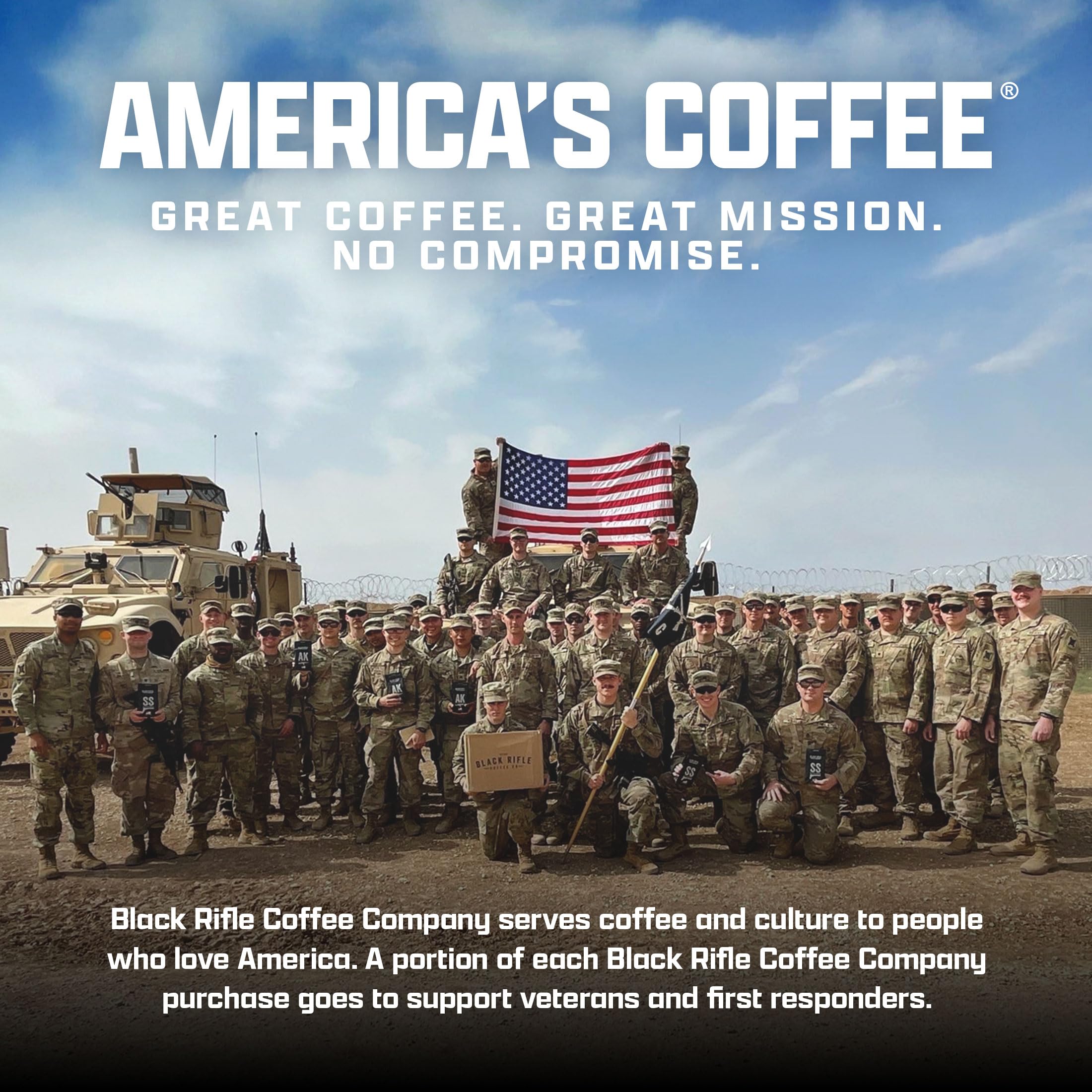 Black Rifle Coffee cápsulas en mano mostrando tamaño y cantidad para oficina