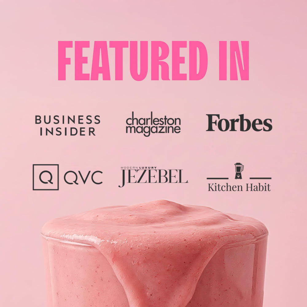 Blender Bombs smoothie servido en vaso demostrando un resultado cremoso y apetitoso