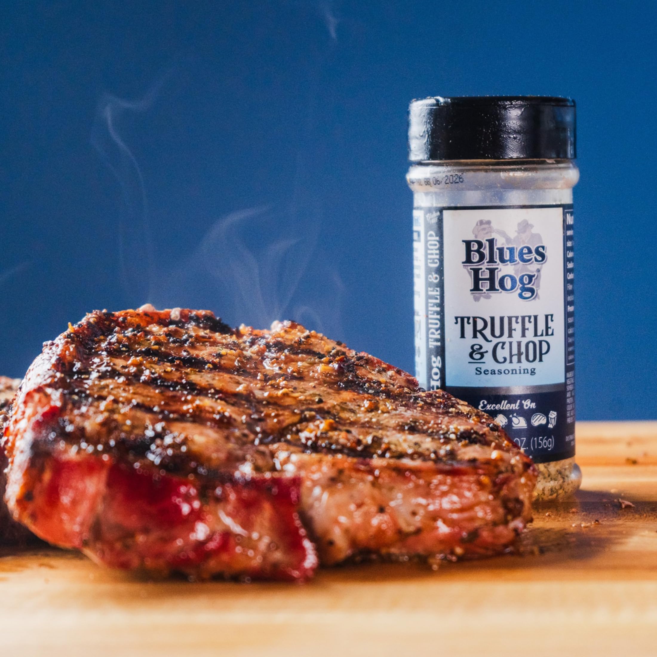 Blues Hog espolvoreado sobre palomitas para snack gourmet