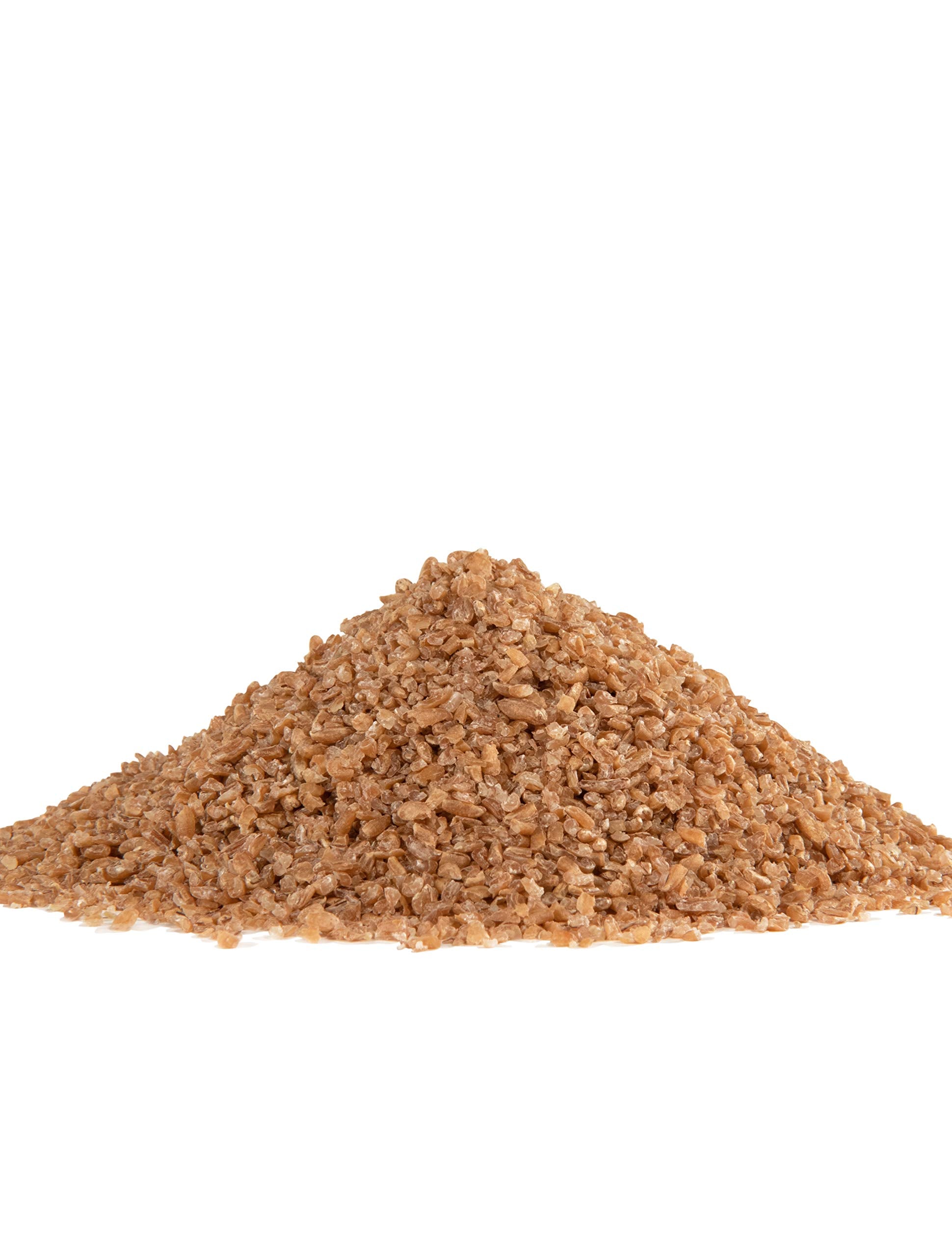 Bob's Red Mill bulgur en cucharada para comparar tamaño de grano