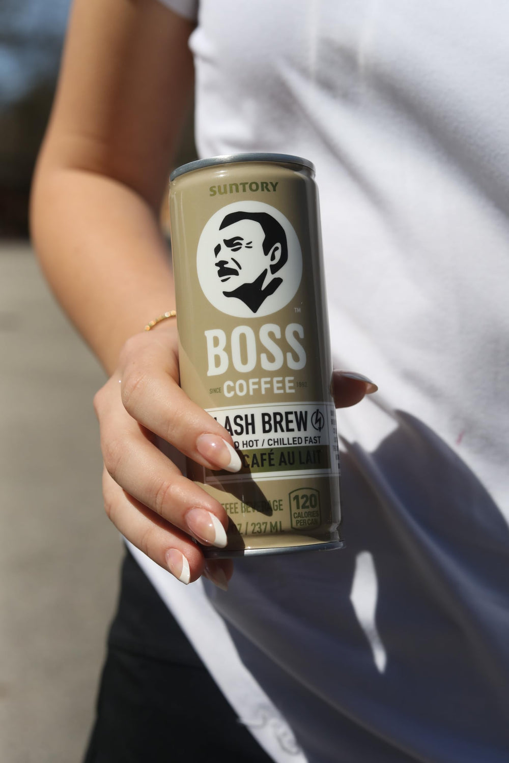 BOSS comparación de tamaño para visualizar volumen 8 oz