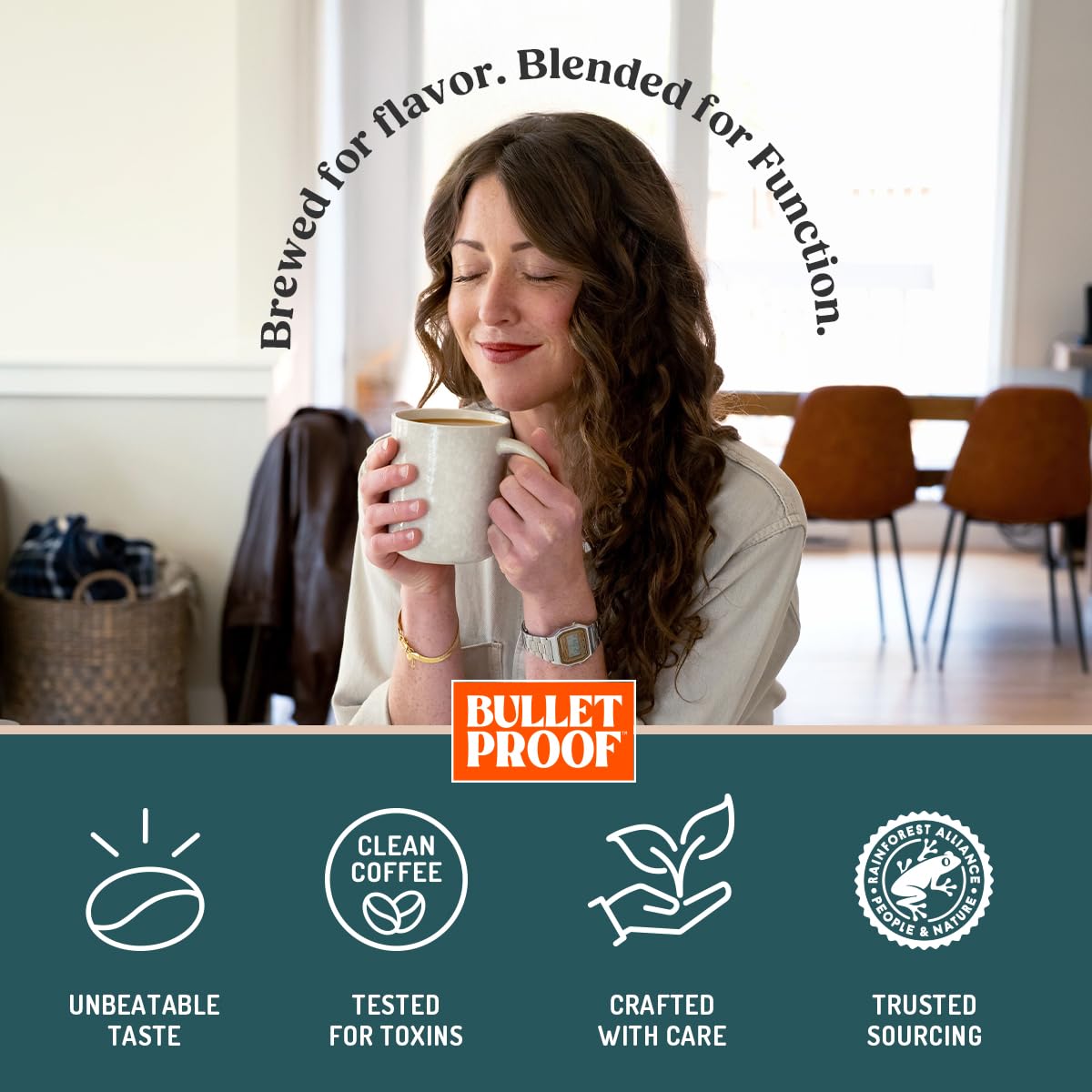 Bulletproof etiqueta con ingredientes que destaca Lion's Mane y vitaminas